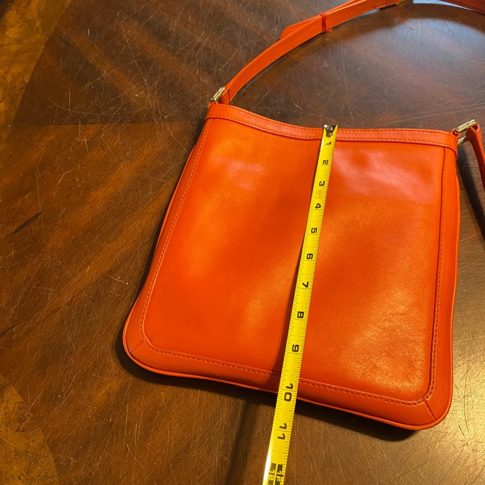 Tory Burch Bright Orange Leather Logo Crossbody - Picture 4 of 7
